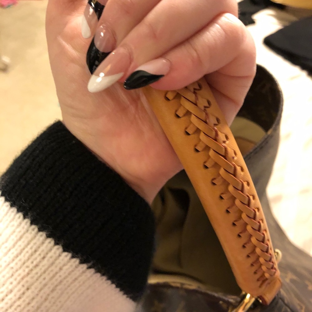 Louis Vuitton Artsy GM - Picture 9 of 15